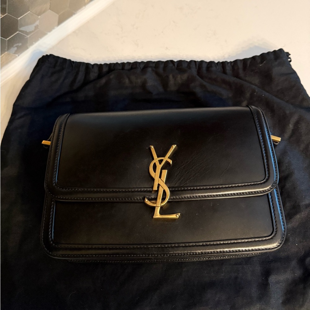 Yves Saint Laurent Medium Solferino Black Leather with Gold Hardware - Picture 3 of 9